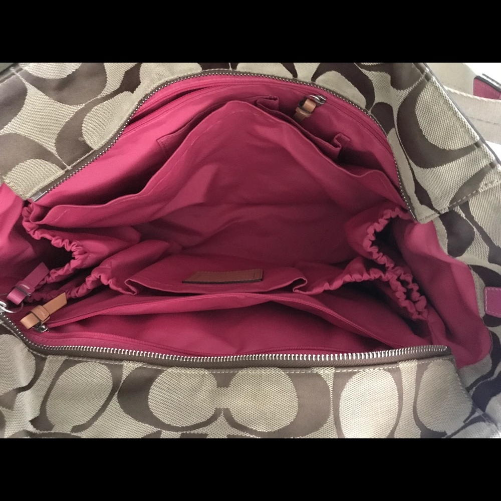 COPY - Authentic Coach diaper bag - Picture 4 of 5